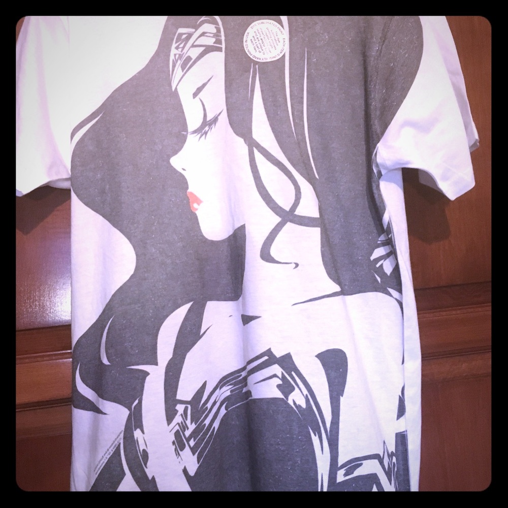 Brand new Wonder Woman t-Shirt